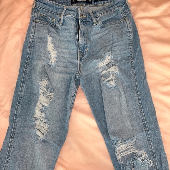 Distressed Hollister Straight Jeans - Picture 2 of 4